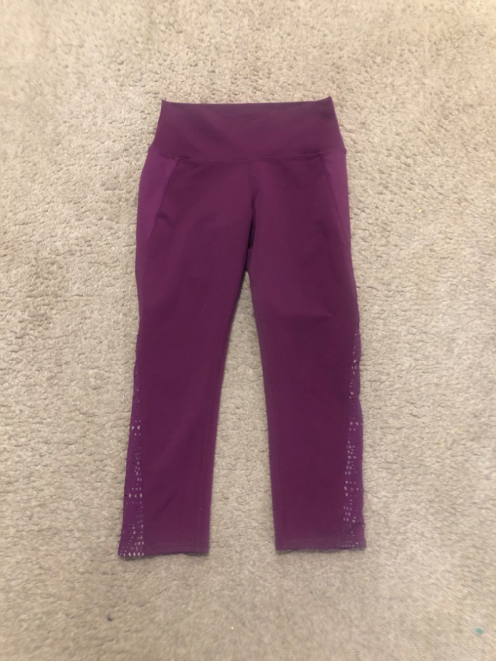 Alo yoga High Waisted Patina Yoga Capris Size Small - Picture 6 of 11